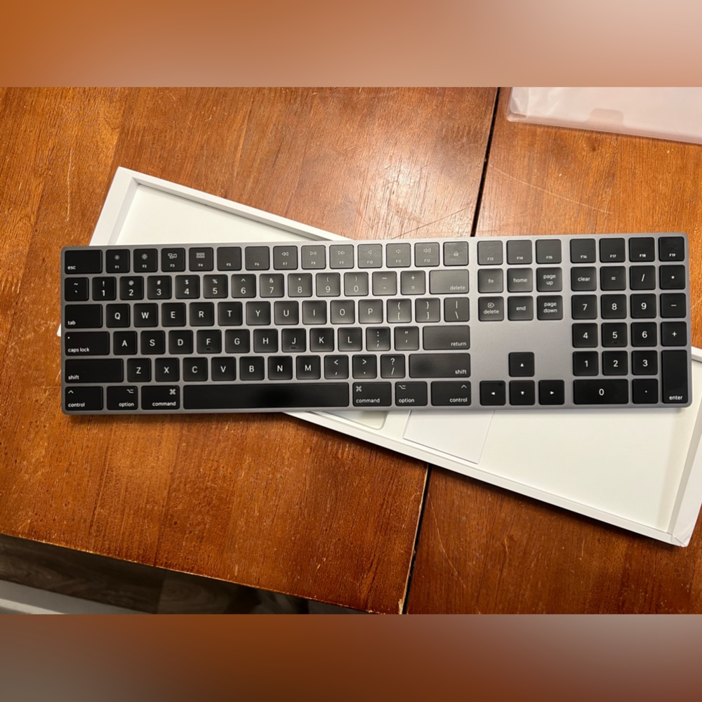 Space Grey Apple Magic Keyboard 2